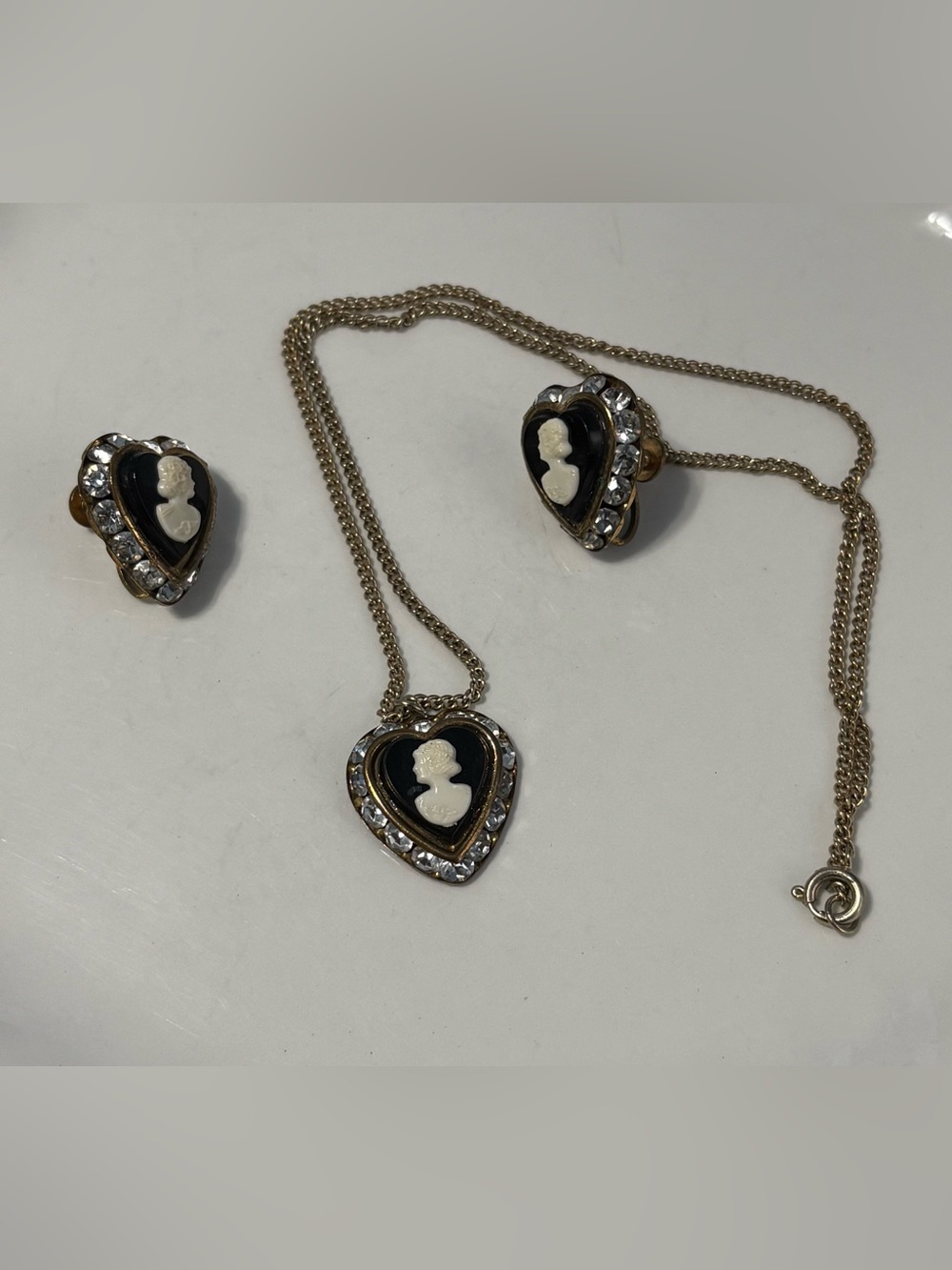Vintage Black and White Heart Cameo Necklace & Earrings Set